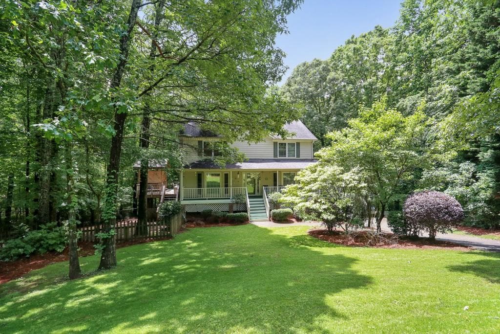 4 bedroom, 2,460 sq ft single family residence sold at 2751 Still Lake Court, Acworth, GA 30102
