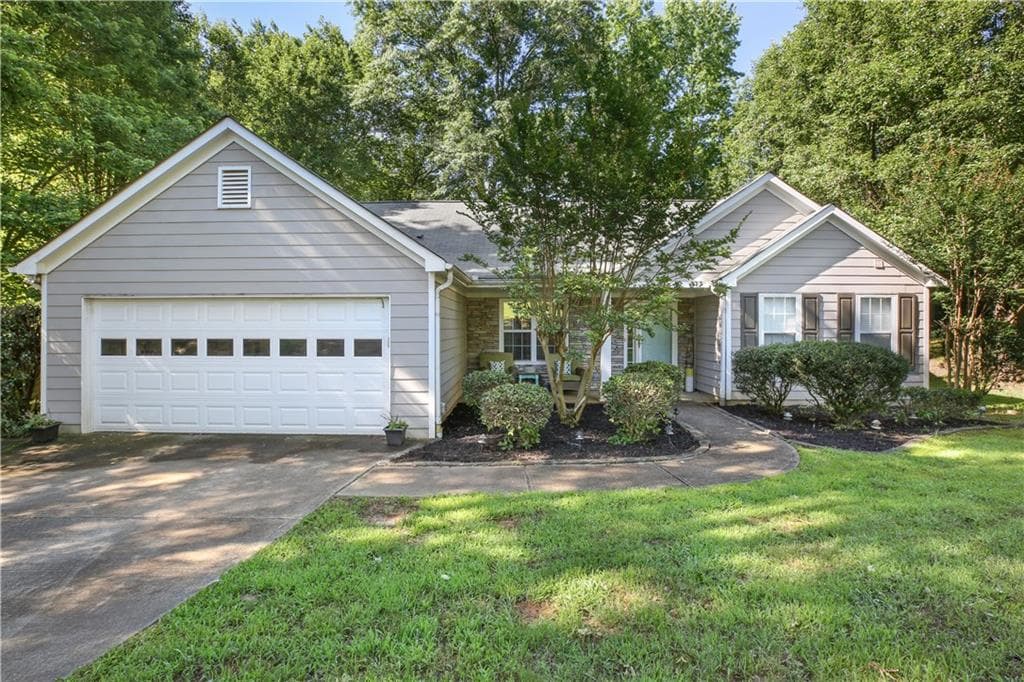 7840 Kayak Way, Cumming, GA 30028 — most recent listing photo