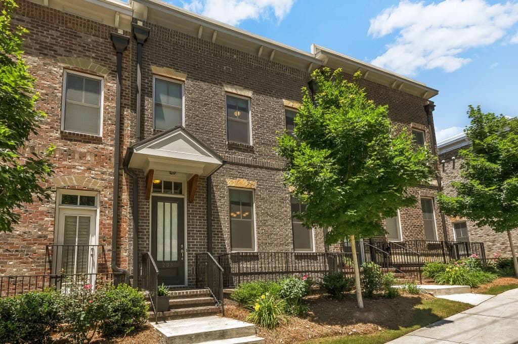 233 Cole Street, Marietta, GA 30060 — most recent listing photo