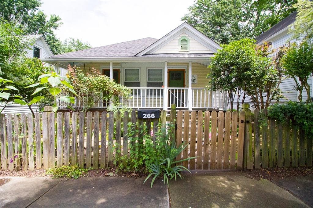 2 bedroom, 1,110 sq ft single family residence sold at 266 Iswald Street, Atlanta, GA 30316