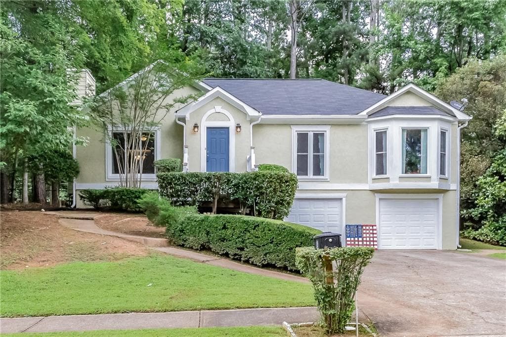 135 Radford Circle, Marietta, GA 30060 — most recent listing photo