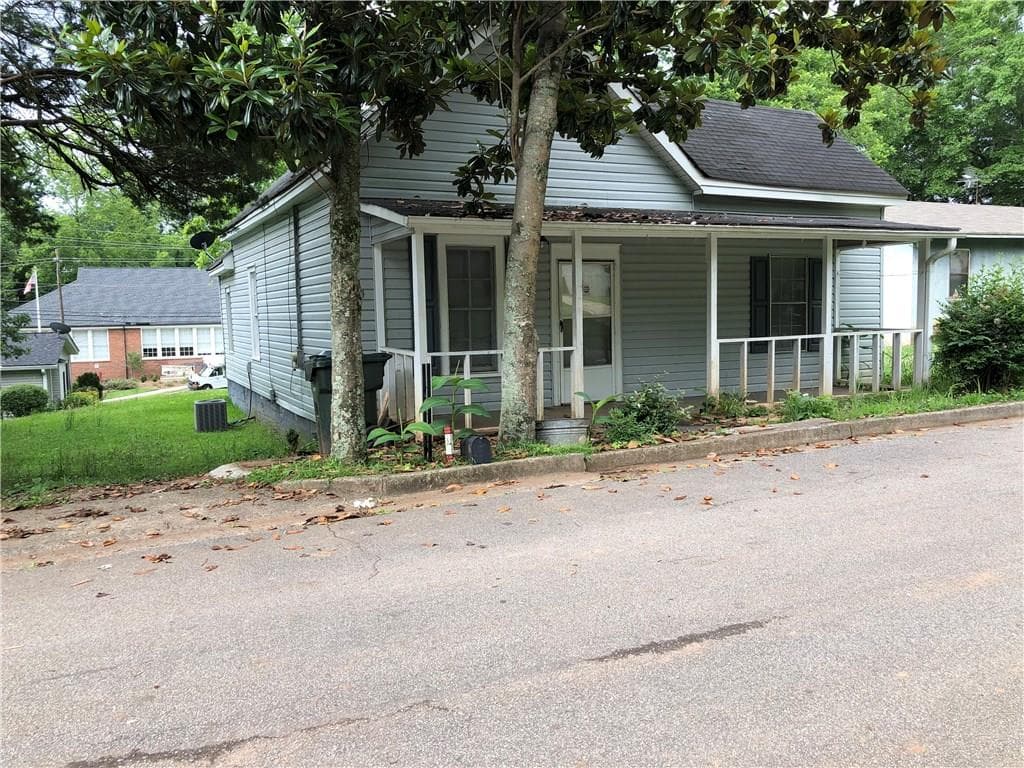 15 Burch Avenue, Newnan, GA 30263 — most recent listing photo