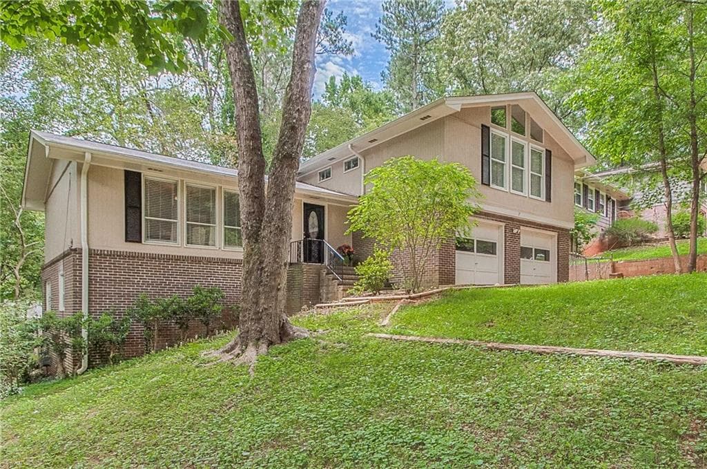 950 Granite Springs Lane, Stone Mountain, GA 30083 — most recent listing photo