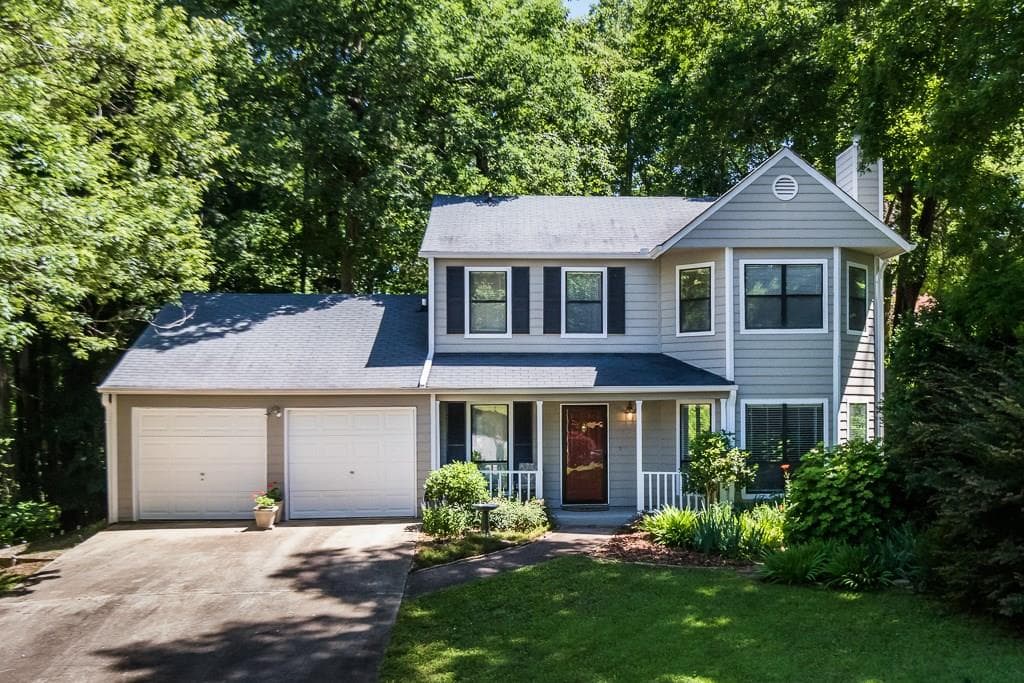 3 bedroom, 1,662 sq ft single family residence sold at 230 Royal Colony Court, Alpharetta, GA 30022