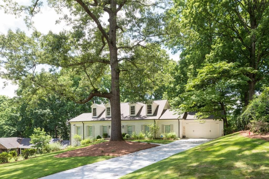 4800 Huntley Drive, Sandy Springs, GA 30342 — most recent listing photo