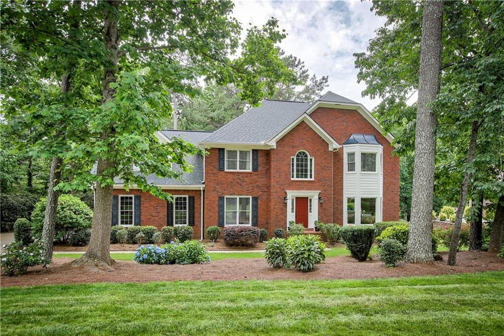 495 Saddlebrook Drive, Roswell, GA 30075 — most recent listing photo
