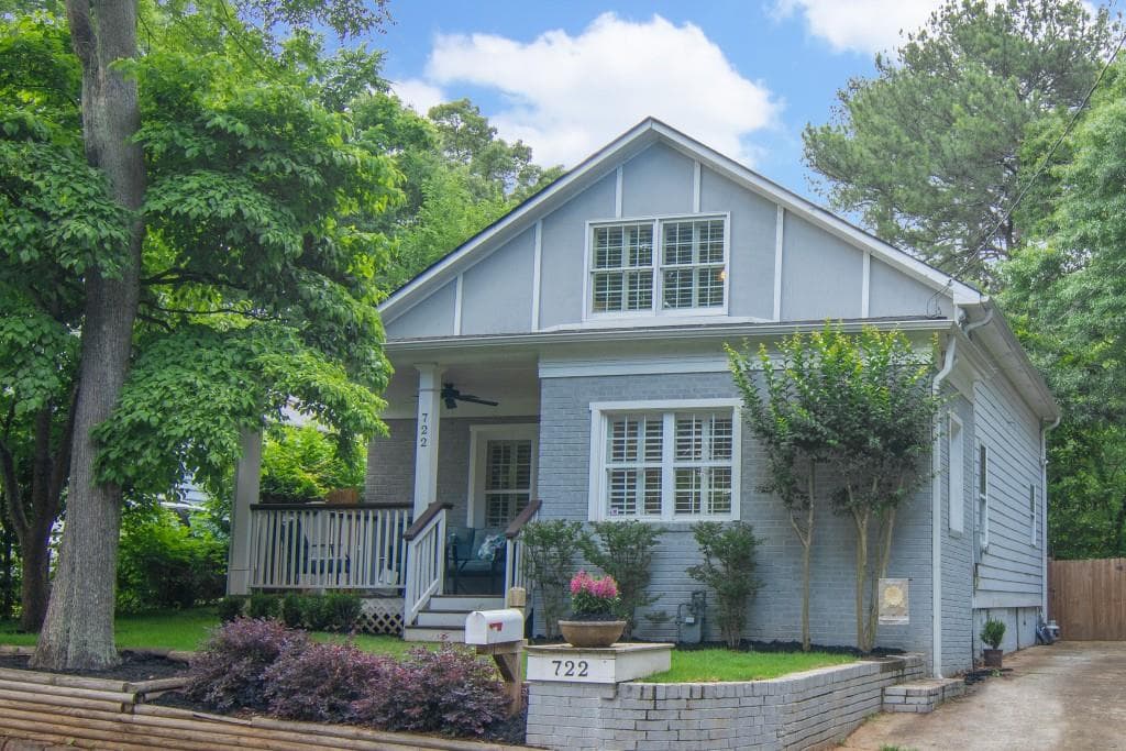3 bedroom, 1,780 sq ft single family residence sold at 722 Dalerose Avenue, Decatur, GA 30030