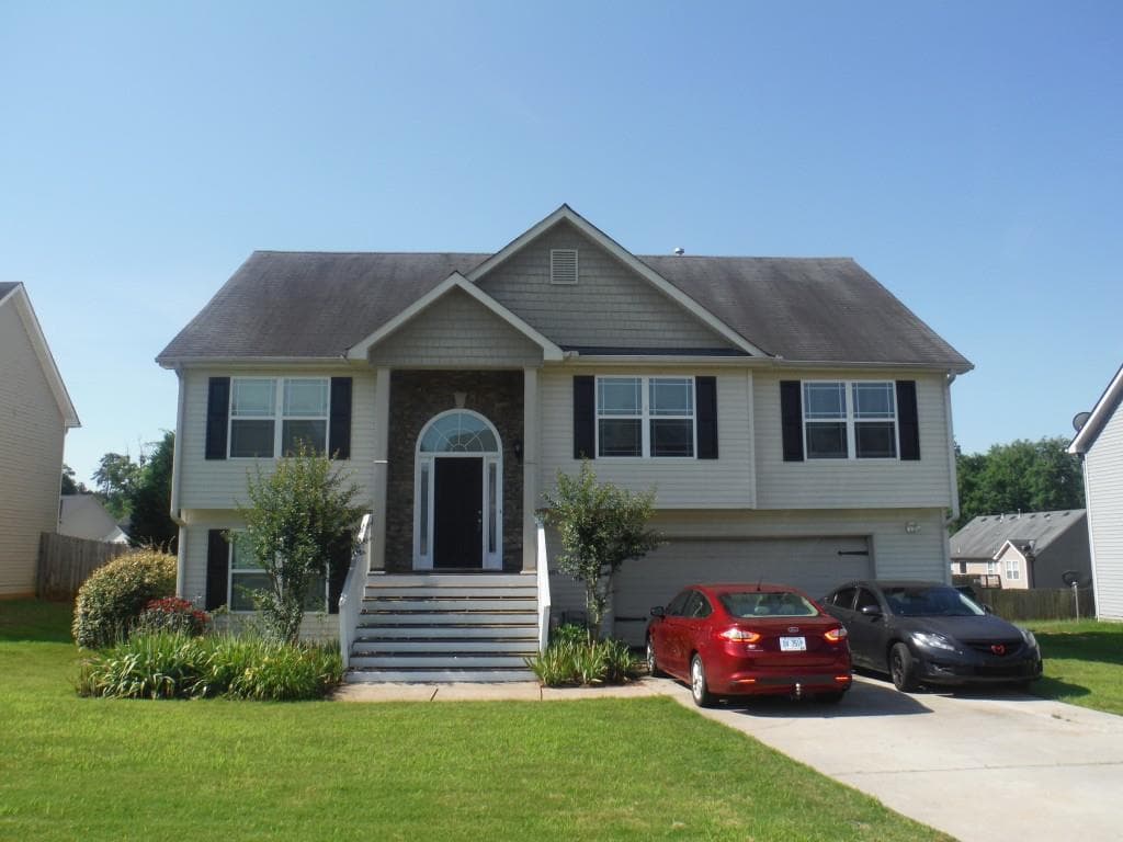 105 Lighthouse Way, Winder, GA 30680 — most recent listing photo