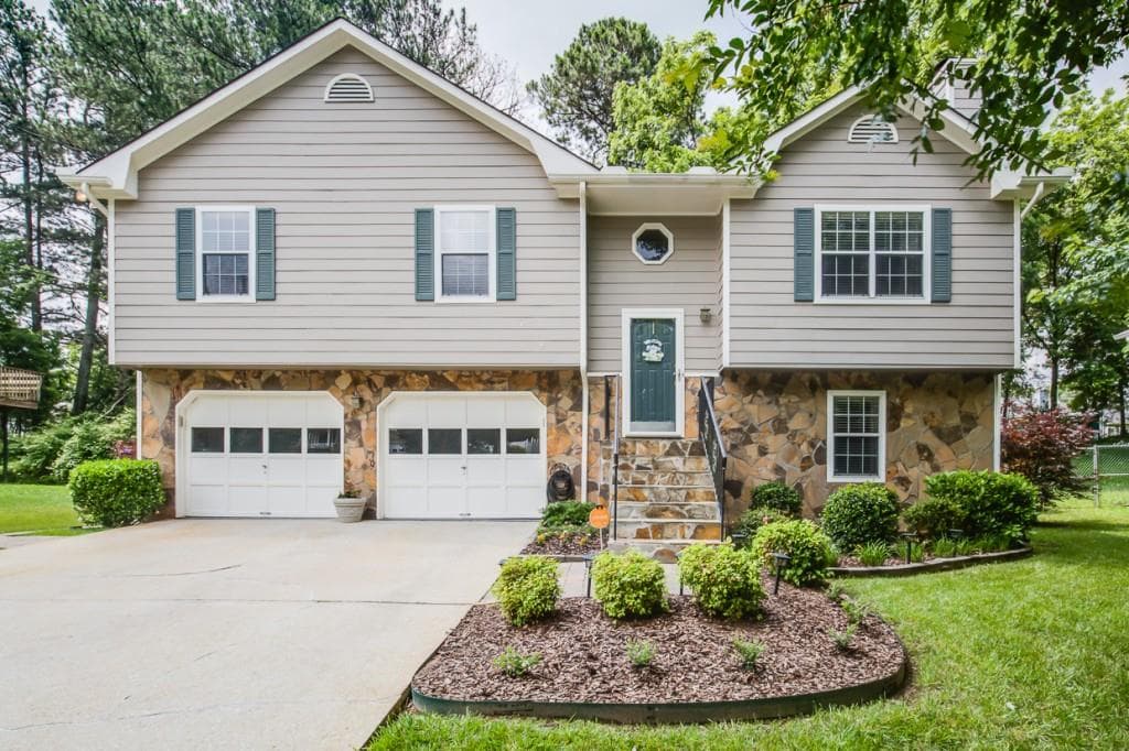 5983 Bretton Woods Drive, Lithonia, GA 30058 — most recent listing photo