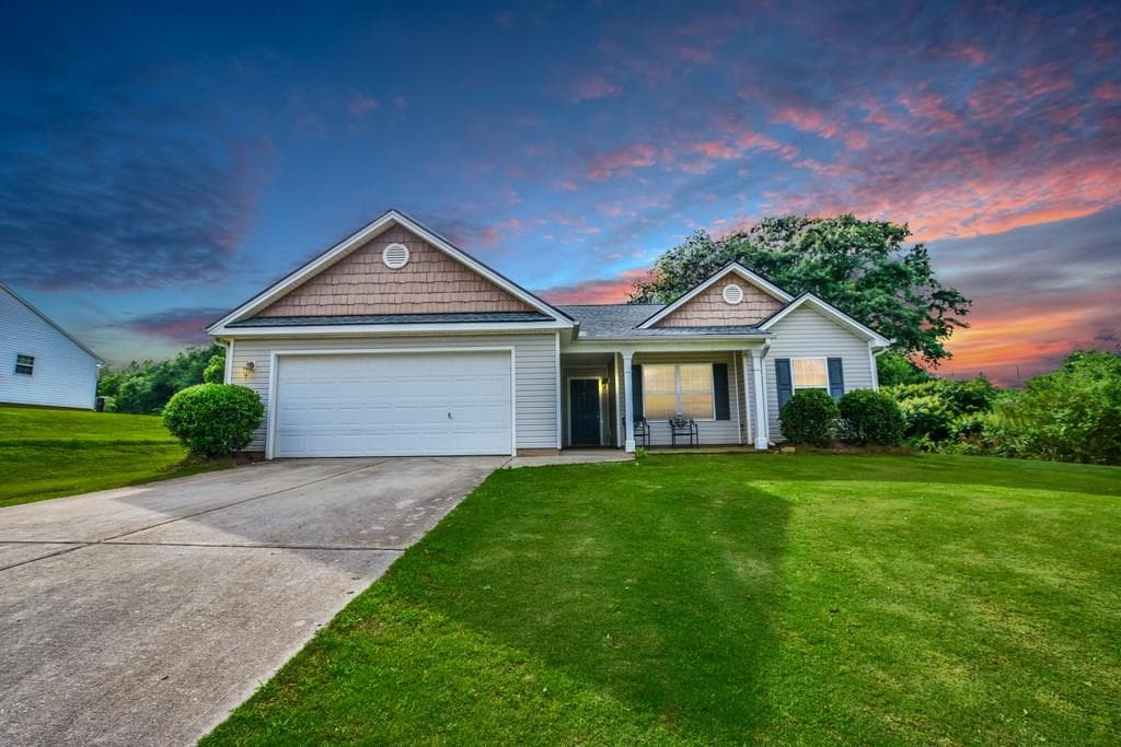 1211 Clearwater Drive, Winder, GA 30680 — most recent listing photo