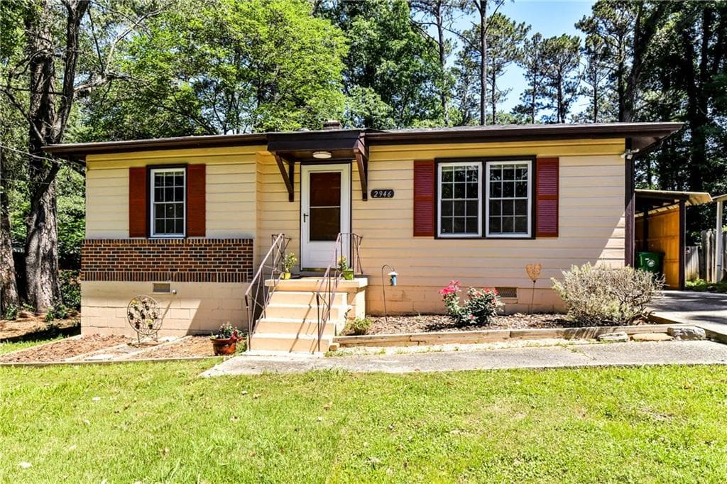 3 bedroom, 964 sq ft single family residence sold at 2946 Lowrance Drive, Decatur, GA 30033