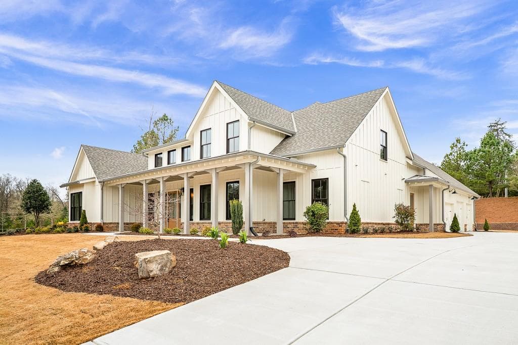 4415 Palmetto Lane, Cumming, GA 30041 — most recent listing photo