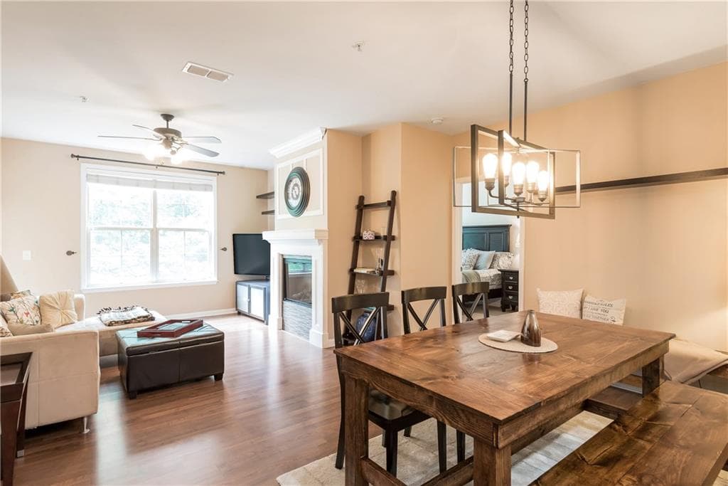 1910 Cedar Glenn Way 4307, Atlanta, GA 30339 — most recent listing photo