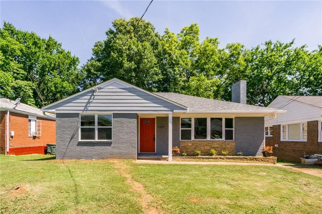 3 bedroom, 1,750 sq ft single family residence sold at 1321 Douglas Street, Atlanta, GA 30314