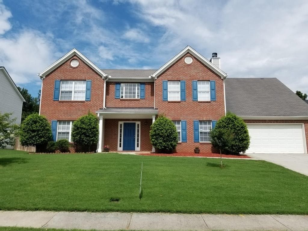 4 bedroom, 2,872 sq ft single family residence sold at 2014 Pierce Way, Buford, GA 30519