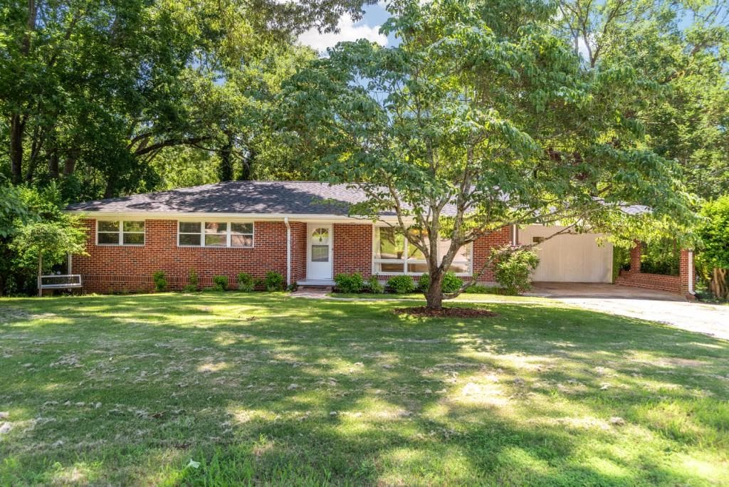 795 Beverly Drive, Gainesville, GA 30501 — most recent listing photo