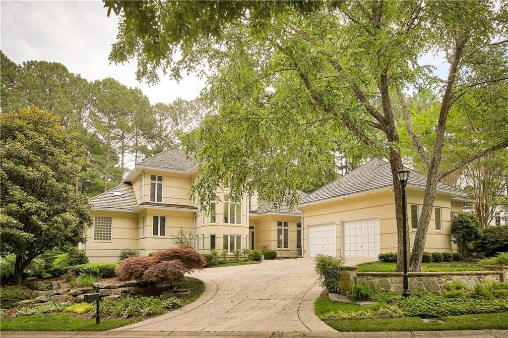 4285 Fairway Villas Drive, Alpharetta, GA 30022 — most recent listing photo