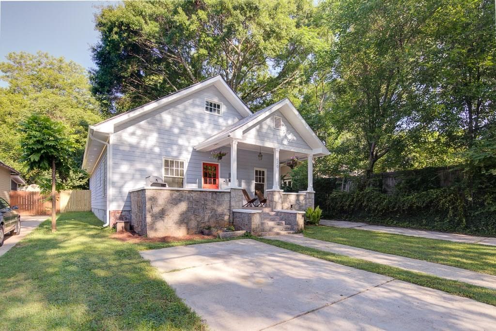 3 bedroom, 1,334 sq ft single family residence sold at 226 Hutchinson Street, Atlanta, GA 30307