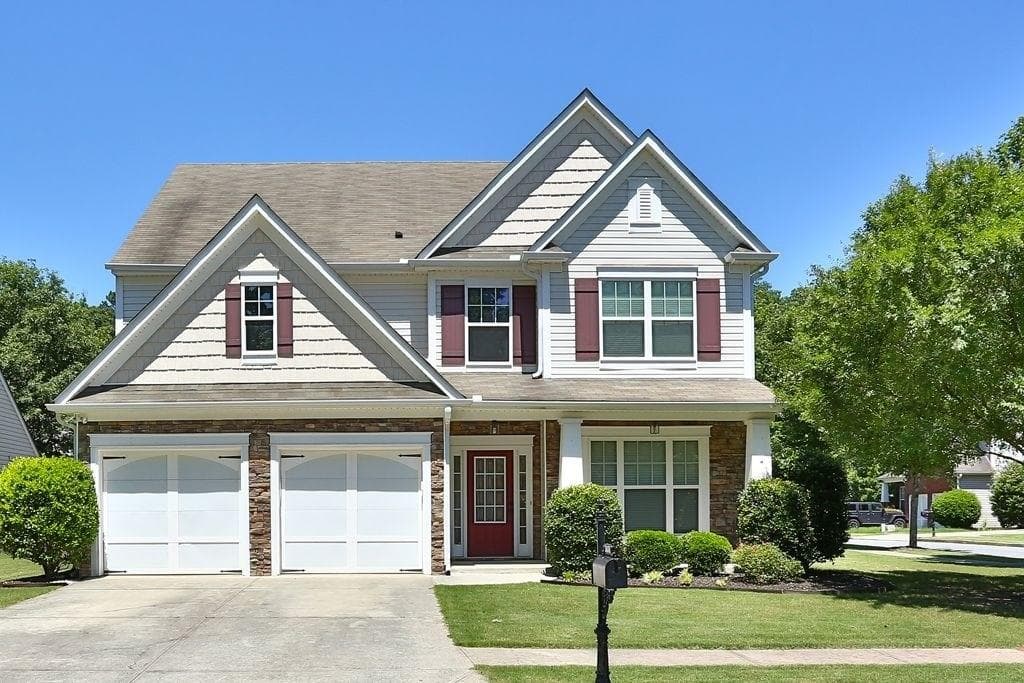 4 bedroom, 2,476 sq ft single family residence sold at 2431 Southhaven Lane, Buford, GA 30519