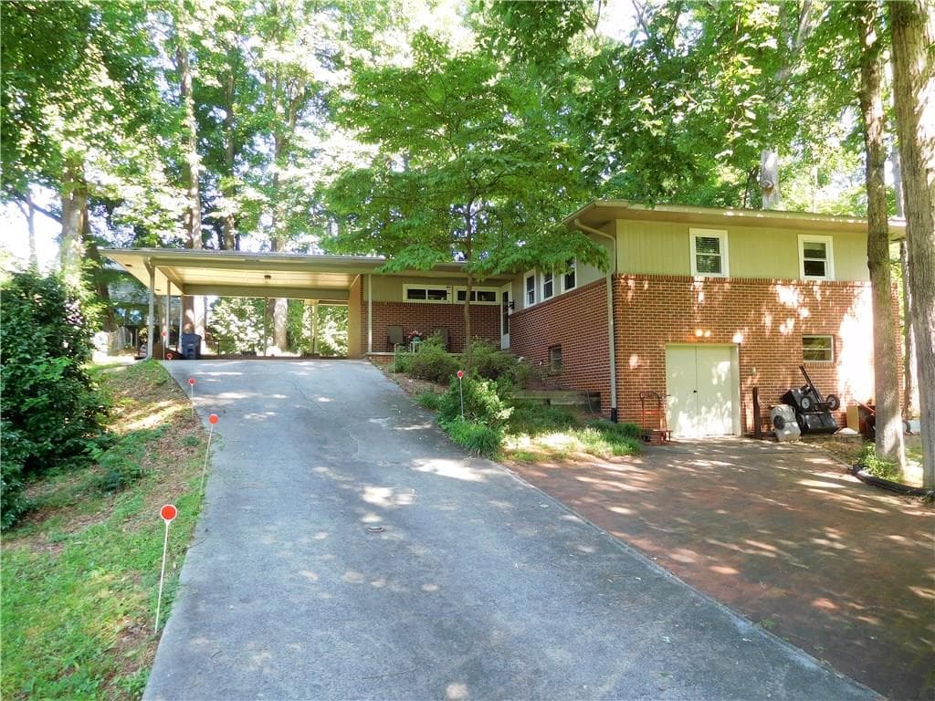 700 Smithstone Road, Marietta, GA 30067 — most recent listing photo