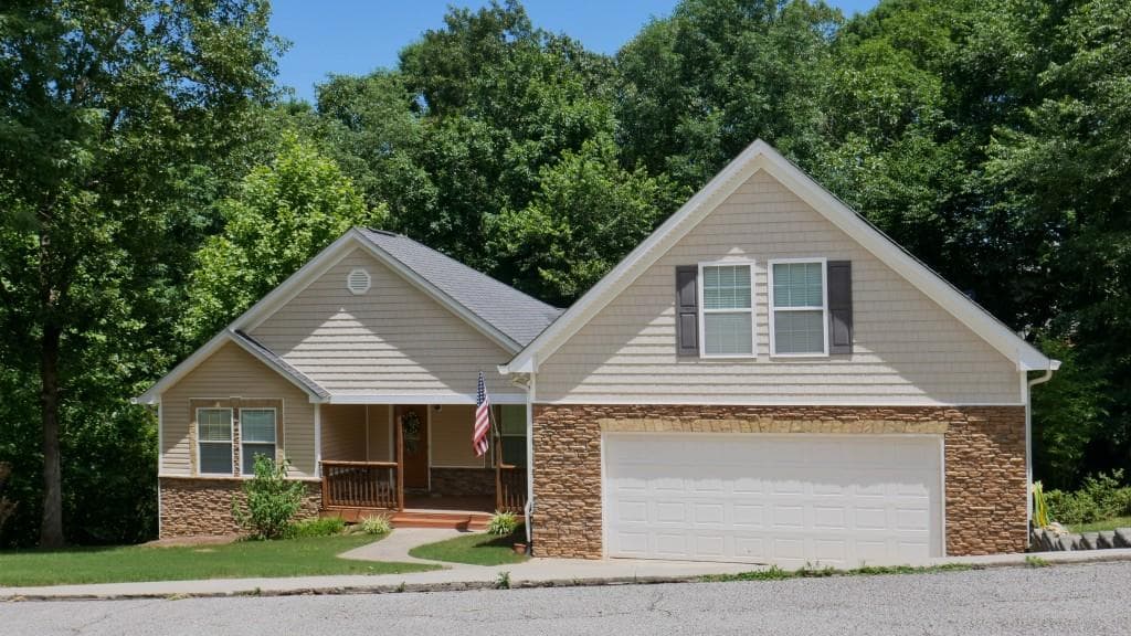 4716 Rivers Edge Drive, Gainesville, GA 30506 — most recent listing photo