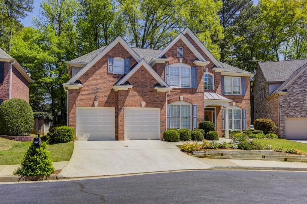 4 bedroom, 2,842 sq ft single family residence sold at 1595 Reserve Circle, Decatur, GA 30033