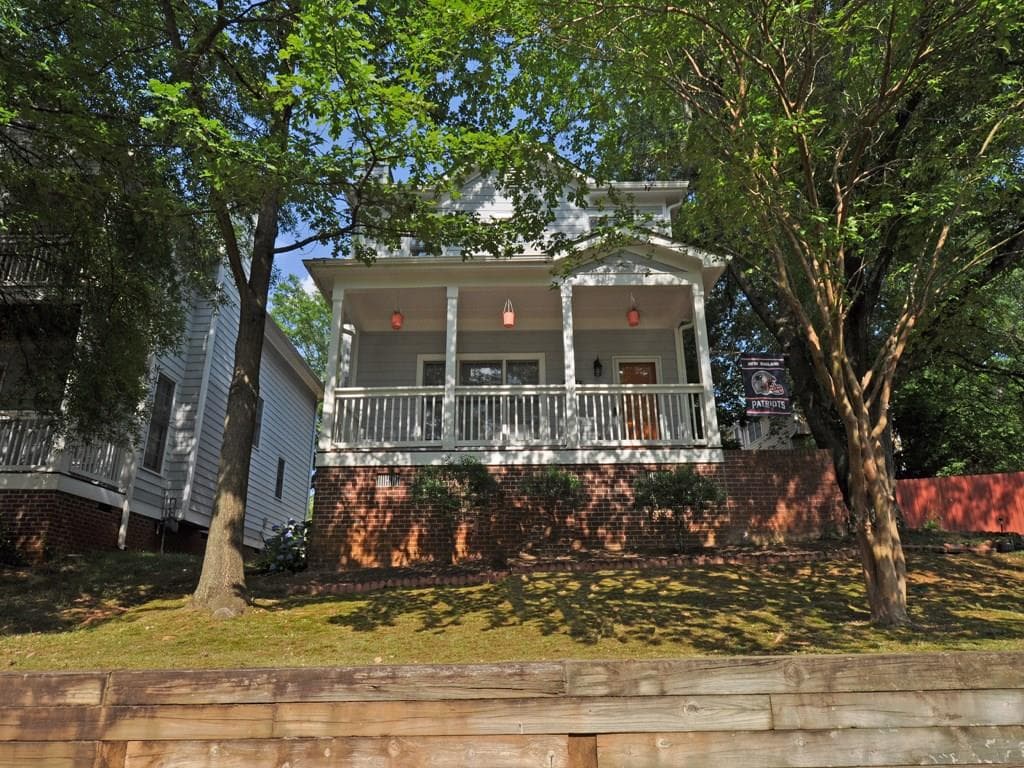 3 bedroom, 1,472 sq ft single family residence sold at 1054 High Point Terrace, Atlanta, GA 30315