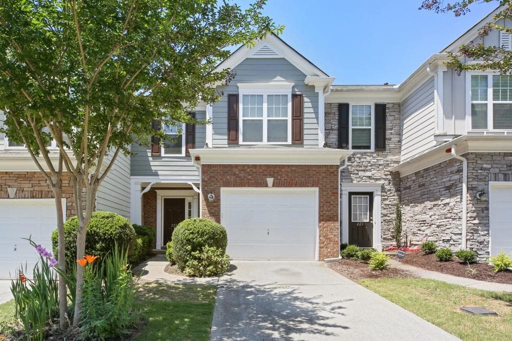 225 Kigian Trail, Woodstock, GA 30188 — most recent listing photo