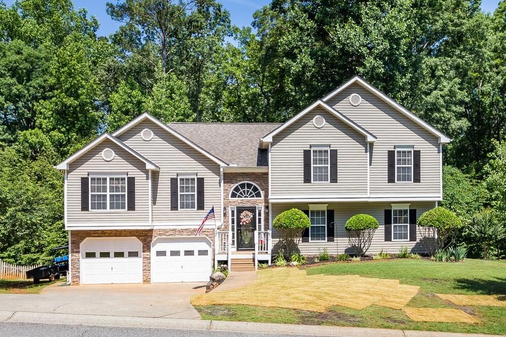 204 SABLE TRACE Drive, Acworth, GA 30102 — most recent listing photo