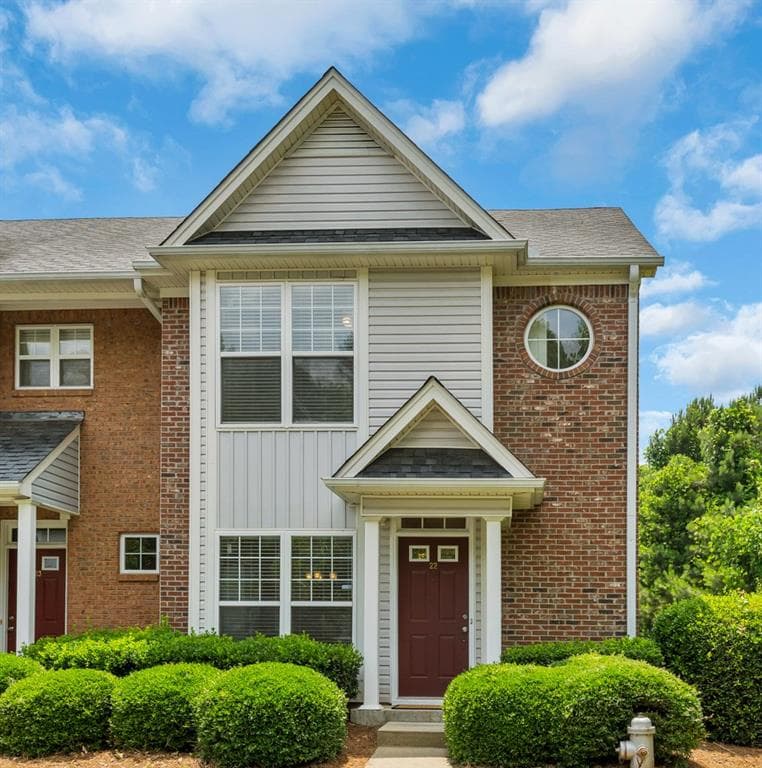 2 bedroom, 1,260 sq ft condominium sold at 801 OLD PEACHTREE Road 22, Lawrenceville, GA 30043