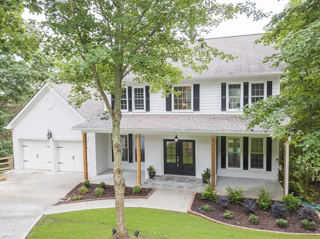 4 bedroom, 4,207 sq ft single family residence sold at 5849 Kimberly Beth Place, Sugar Hill, GA 30518