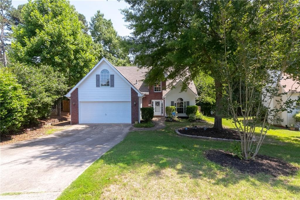 5560 Windswept Trace, Sugar Hill, GA 30518 — most recent listing photo