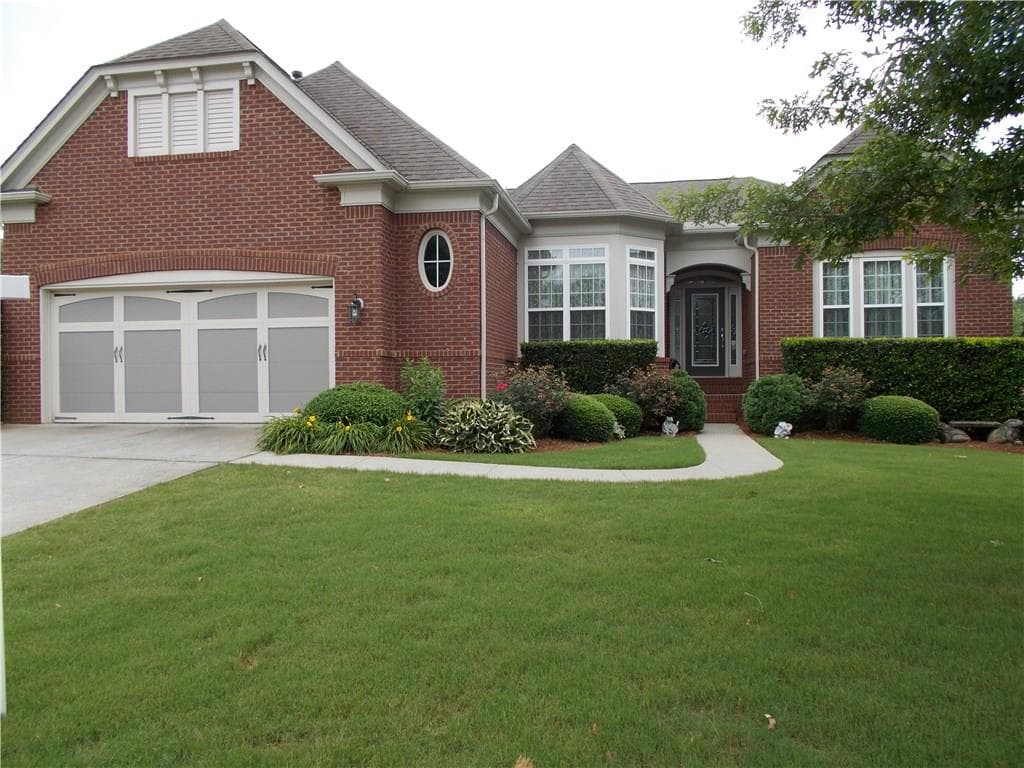 4 bedroom, 3,674 sq ft single family residence sold at 6750 VICKERY POST Lane, Cumming, GA 30040