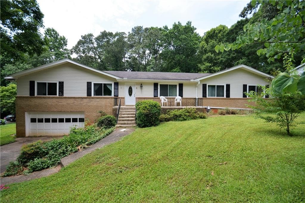 3958 Lake Drive, Smyrna, GA 30082 — most recent listing photo