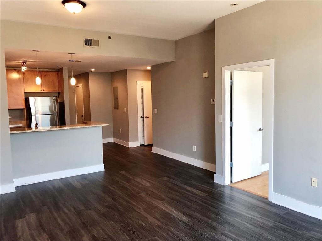 1 bedroom, 818 sq ft condominium sold at 171 Auburn Avenue 514, Atlanta, GA 30303