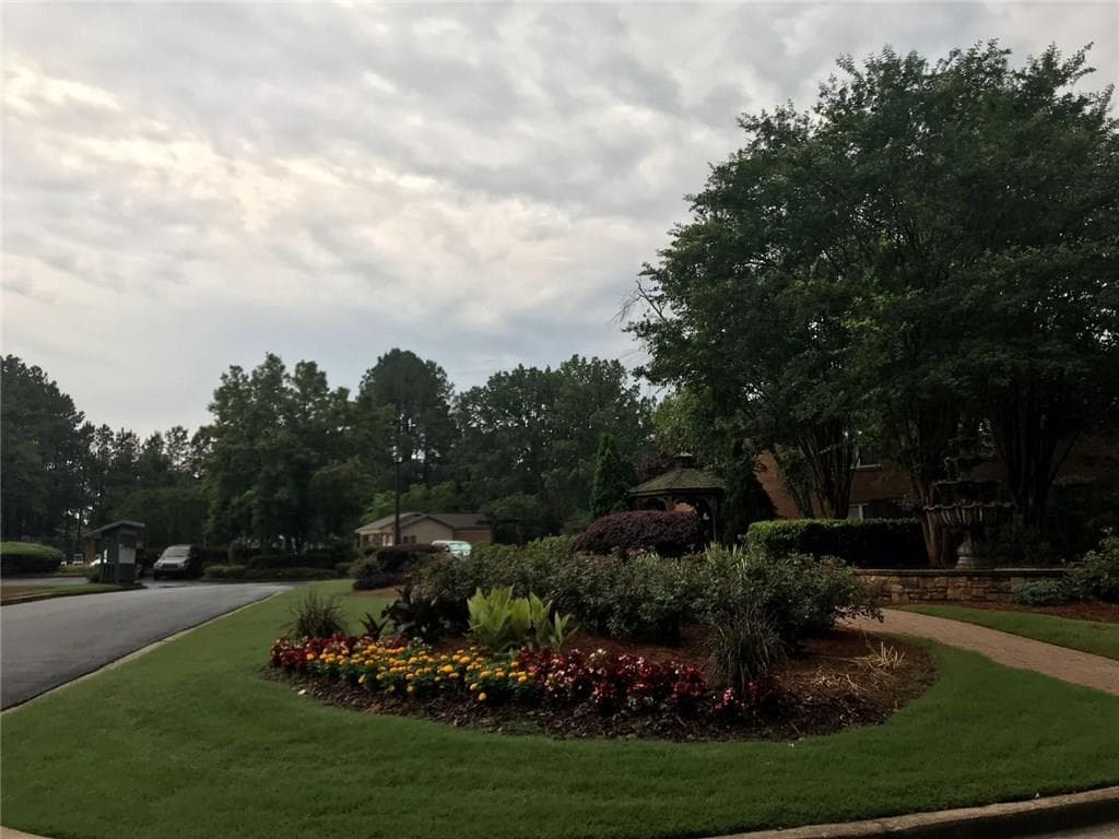 606 Bedfort Drive 606, Duluth, GA 30096 — most recent listing photo