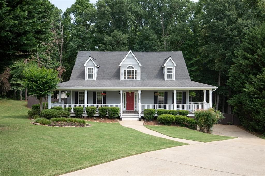 3 bedroom, 2,559 sq ft single family residence sold at 165 Biltmore Lane, Dallas, GA 30157