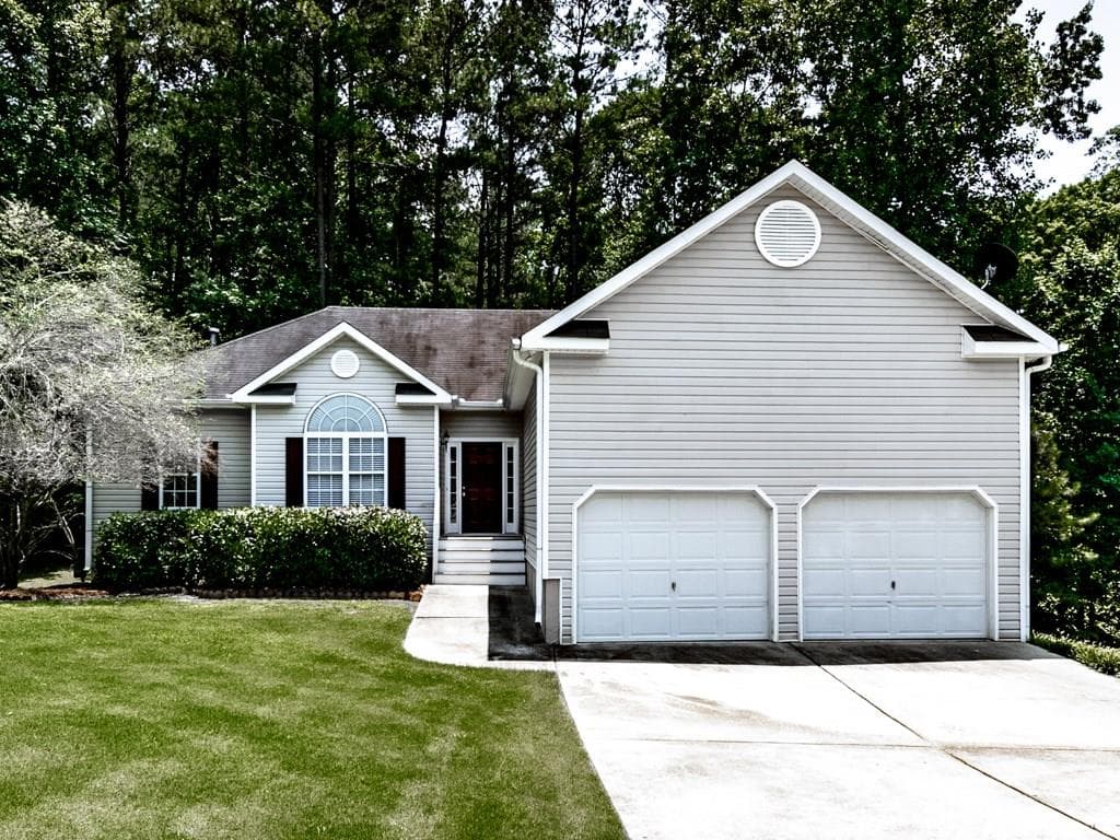 3 bedroom, 1,574 sq ft single family residence sold at 6150 Autumn View Cove, Acworth, GA 30101