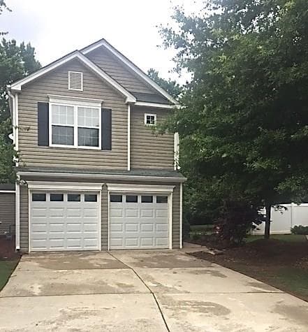 3 bedroom, 1,300 sq ft single family residence sold at 5585 Mountain Top Pl Drive, Cumming, GA 30040