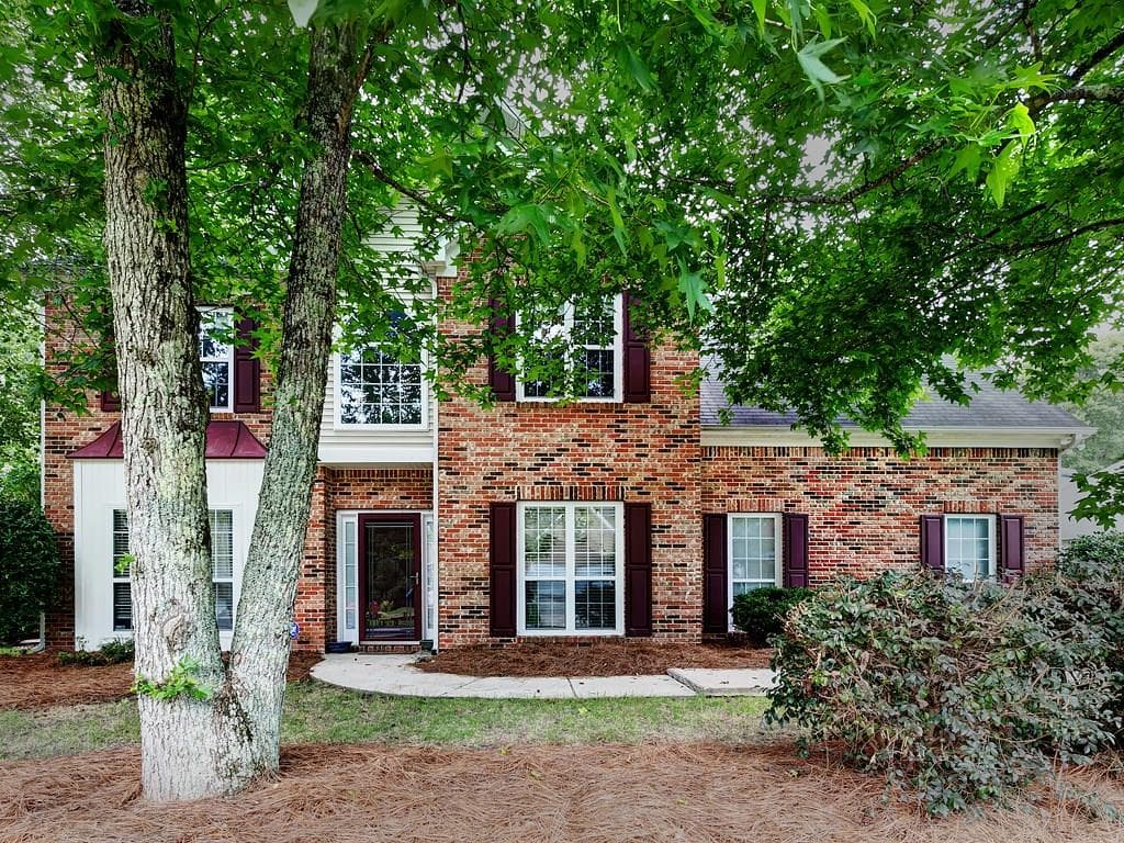 4 bedroom, 2,239 sq ft single family residence sold at 1572 Vine Leaf Drive, Powder Springs, GA 30127