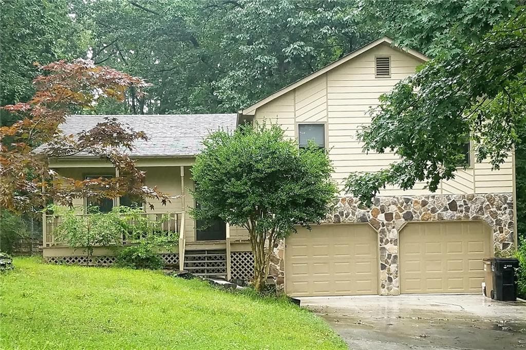 2835 Sardis Drive, Buford, GA 30519 — most recent listing photo