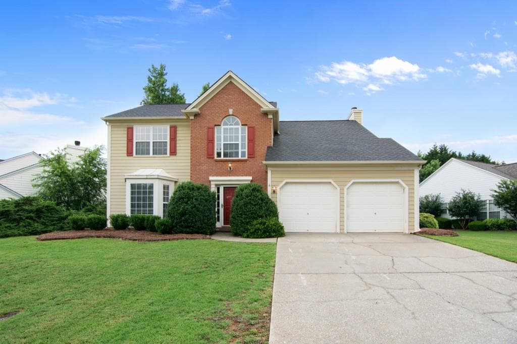 4 bedroom, 1,904 sq ft single family residence sold at 2468 Traywick Chase, Alpharetta, GA 30004