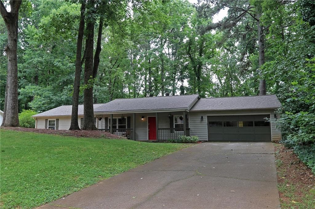 341 NALLEY Drive, Stone Mountain, GA 30087 — most recent listing photo