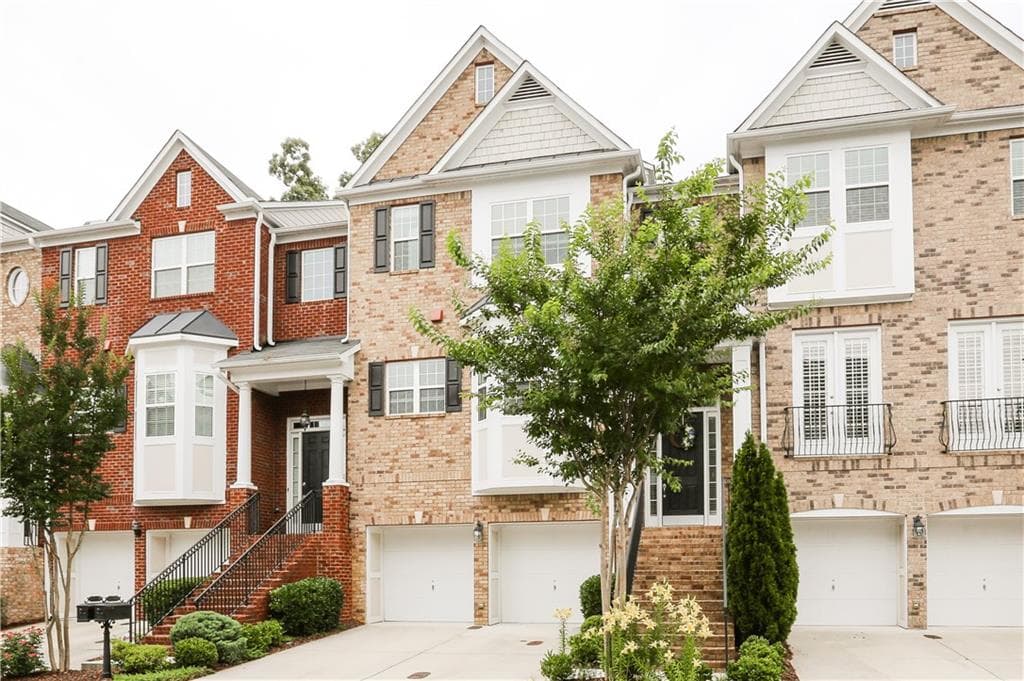 3 bedroom, 3,768 sq ft townhouse sold at 2959 SE Rivergreen Lane, Atlanta, GA 30339