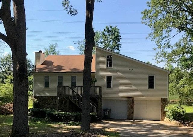 3 bedroom, 1,421 sq ft single family residence sold at 6070 Ridge Way, Douglasville, GA 30135