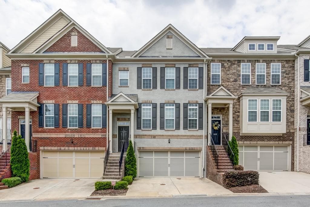 3 bedroom, 2,588 sq ft townhouse sold at 4836 Merriman Walk 23, Atlanta, GA 30339