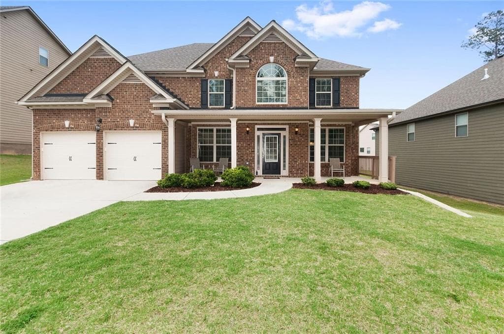 4 bedroom, 3,749 sq ft single family residence sold at 127 Clubhouse Lane, Acworth, GA 30101