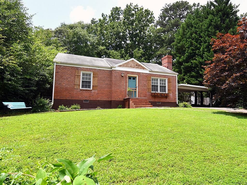 3 bedroom, 2,084 sq ft single family residence sold at 504 Bridlewood Circle, Decatur, GA 30030