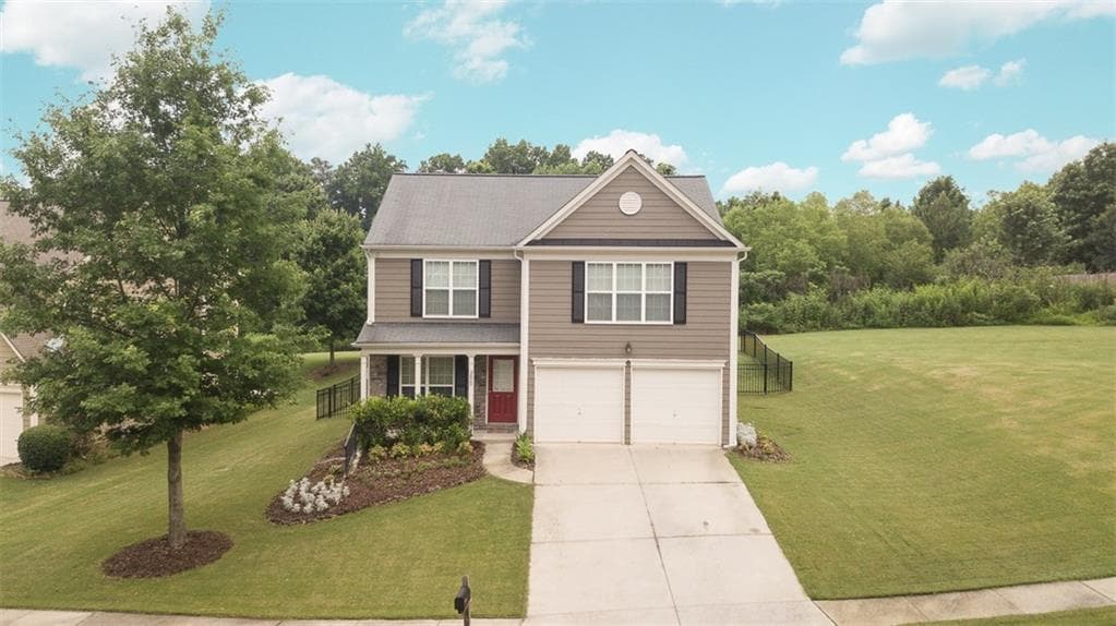 3 bedroom, 1,832 sq ft single family residence sold at 3820 Elder Field Lane, Cumming, GA 30040