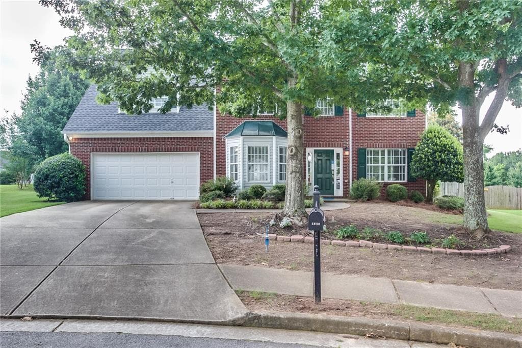 4 bedroom, 2,902 sq ft single family residence sold at 2613 Betty Drive, Buford, GA 30519